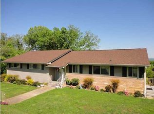 162 S Mission Ridge Dr, Rossville, GA 30741