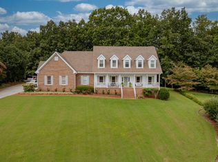 725 Tee Top Dr, Cohutta, GA 30710