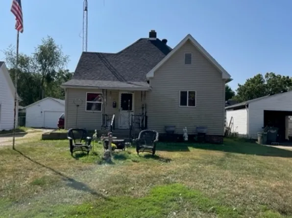 418 Bensyl Ave, Danville, IL 61832