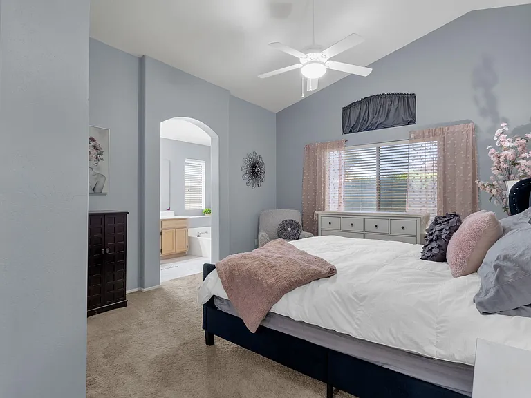 4801 W Harrison St — Photo 14