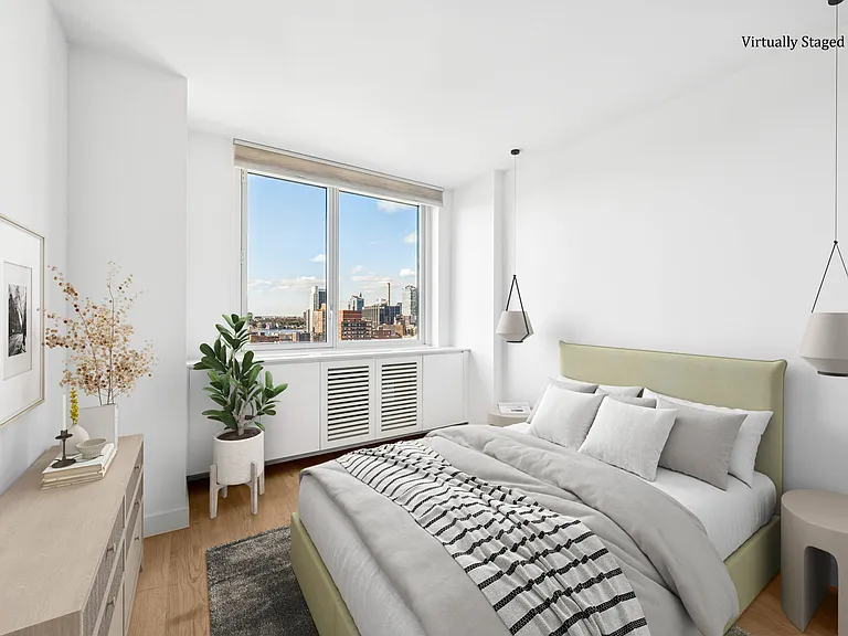 301 W 53rd St #21B — Photo 4