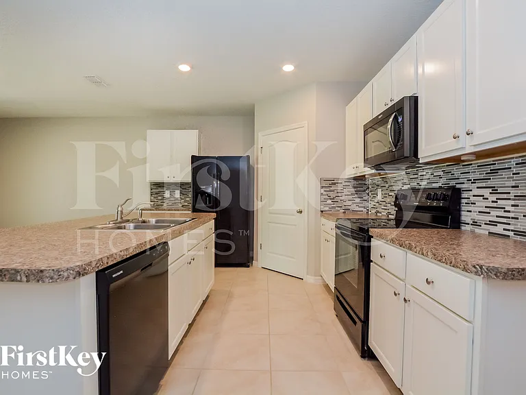 10602 Burlwood Dr — Photo 5