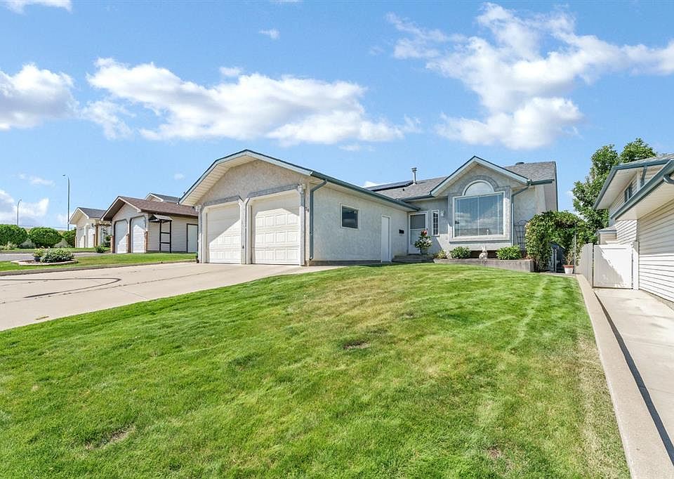1st image of 78 Rundle Rd SE