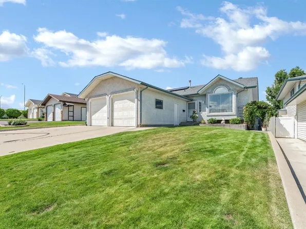 78 Rundle Rd SE, Medicine Hat, AB T1B 4A3
