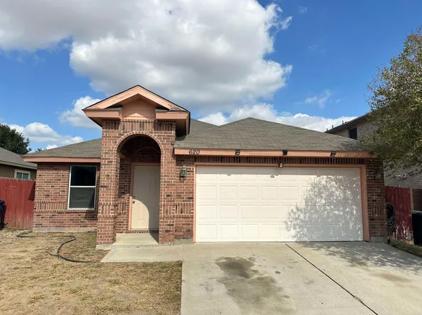 620 Crackle Grove Dr, Laredo, TX 78045