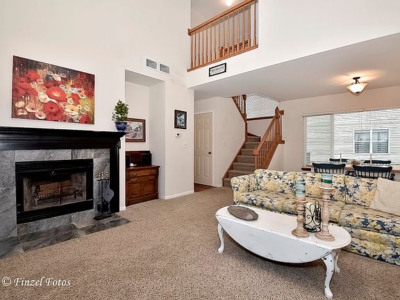 5th image of 2 Larkspur Ct
