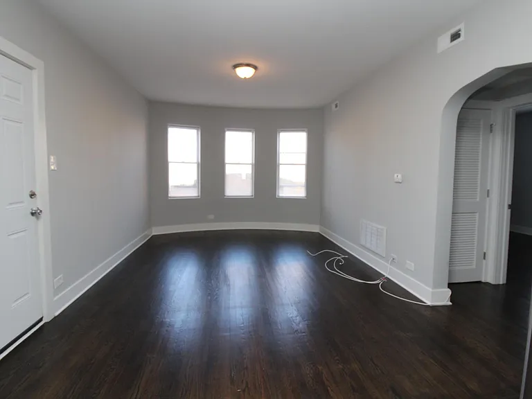 2128 N Sawyer Ave #2E — Photo 16