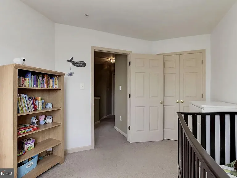 208 Goldsborough Dr — Photo 19