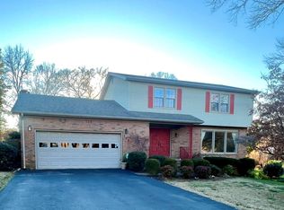 112 Windsor Dr, Hopkinsville, KY 42240