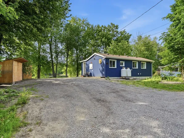 103 Sanctuary Ln, Belleville, ON K0K 2B0