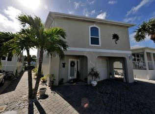 845 Nettles Blvd, Jensen Beach, FL 34957