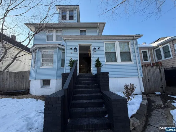 188 Teaneck Rd, Ridgefield Park, NJ 07660