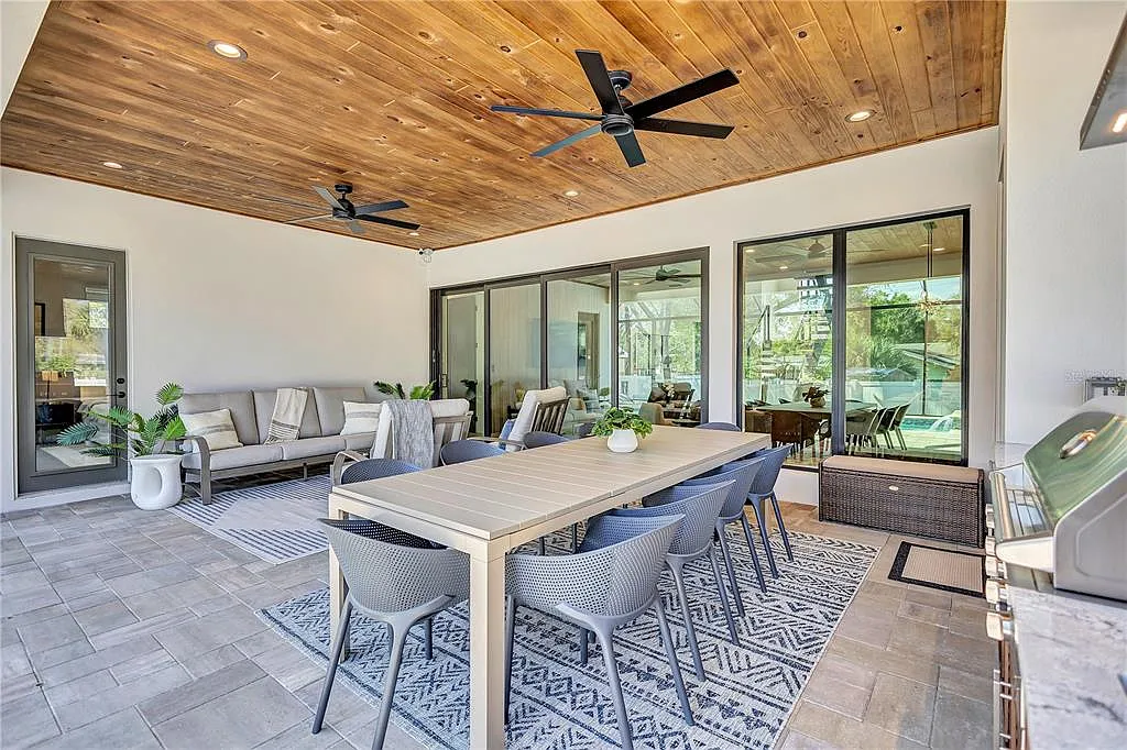 5 bed, 3.5 bath, 3022 sqft, $10,900 — Photo 4
