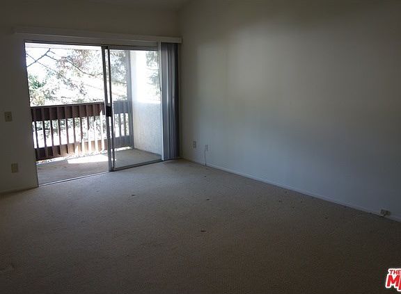 2nd image of 1604 Palisades Dr