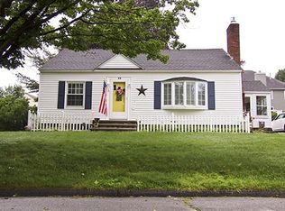 11 Housatonic St, Worcester, MA 01606