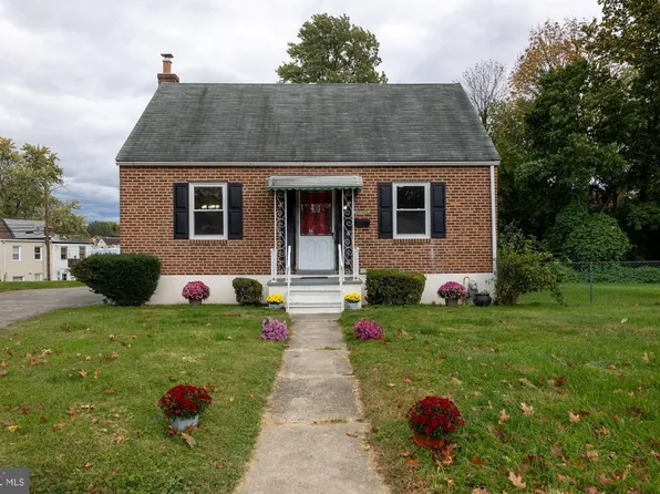 1445 Burton Ln S, Sharon Hill, PA 19079