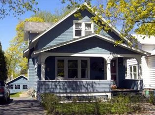 1067 Dean St, Schenectady, NY 12309