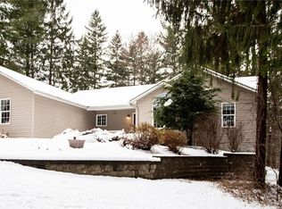 100 Steele Rd, Camillus, NY 13031