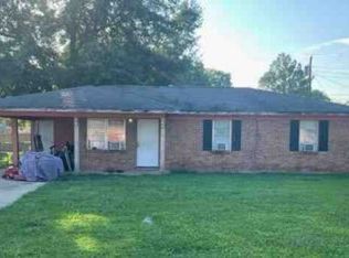 2004 E Mark Dr, Hollandale, MS 38748