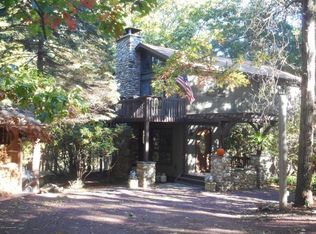 241 Forest Dr, Canadensis, PA
