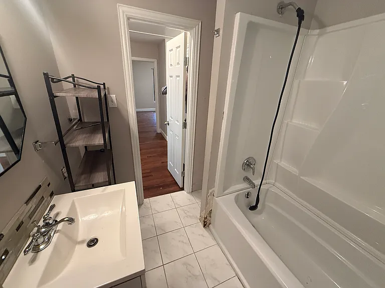 801 Pecan St — Photo 10
