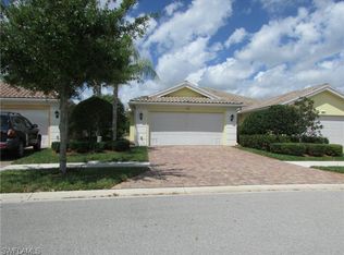 8185 Xenia Ln, Naples, FL 34114