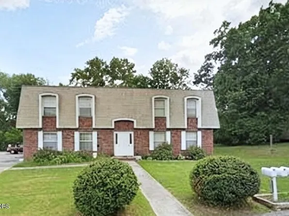 7500 Falling Leaves Cir, Knoxville, TN 37909