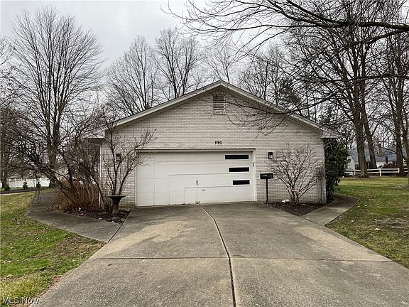 2nd image of 890 Royal Arms Dr