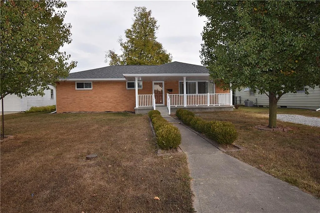809 S Harriet St photo 1