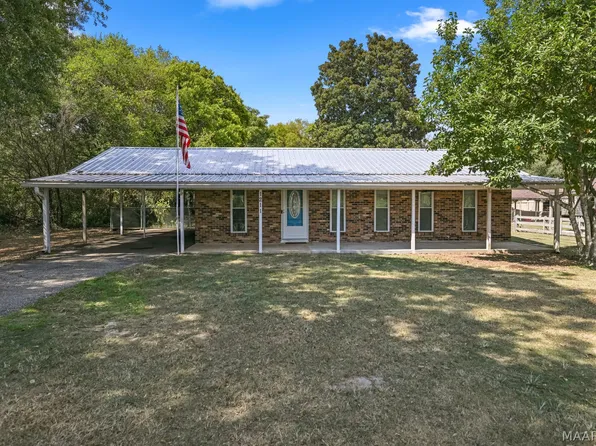 1211 Oak Heights Rd, Tallassee, AL 36078