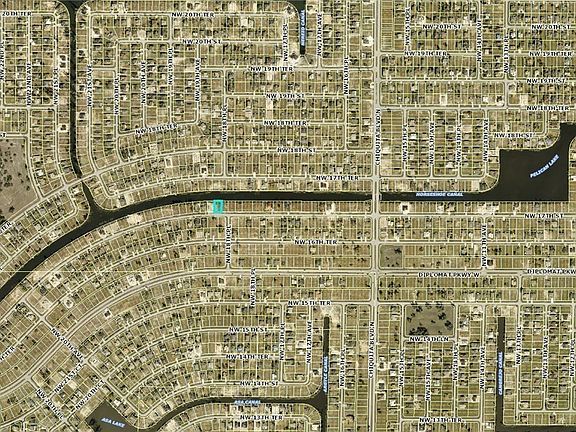 3rd image of 1801 NW 17th St