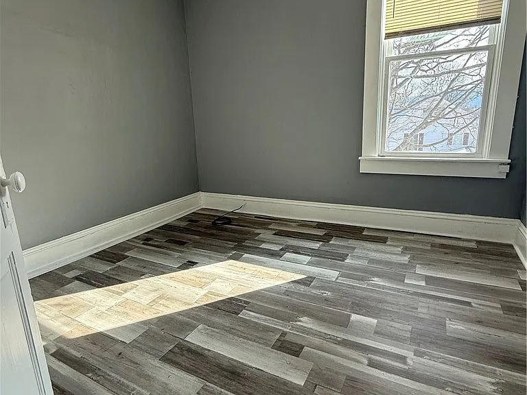 247 Princeton Ave — Photo 14