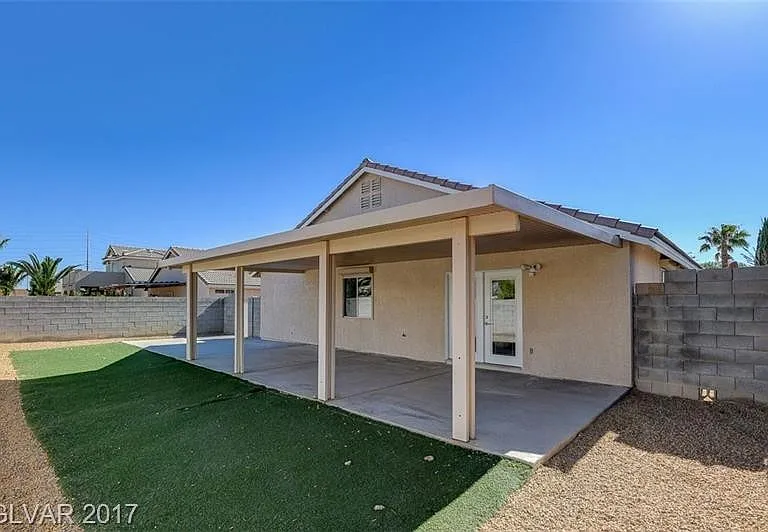2448 Rocky Brook St — Photo 2