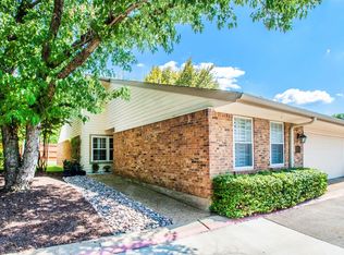 2102 Kessler Ct, Dallas, TX 75208