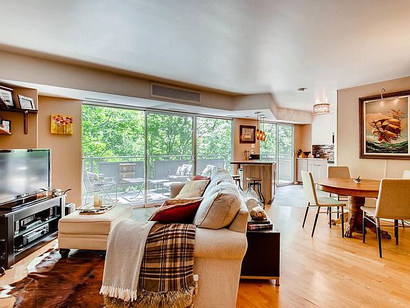 3rd image of 669 N Washington St APT 301