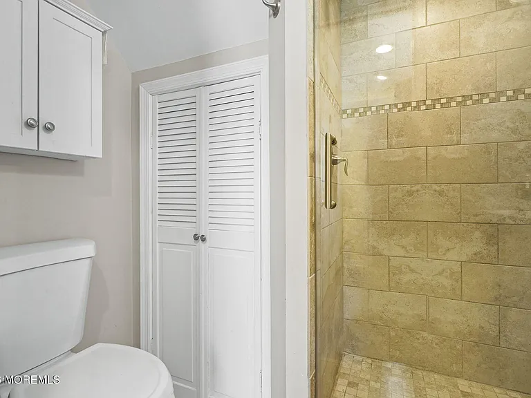 5 Vine Ct — Photo 12