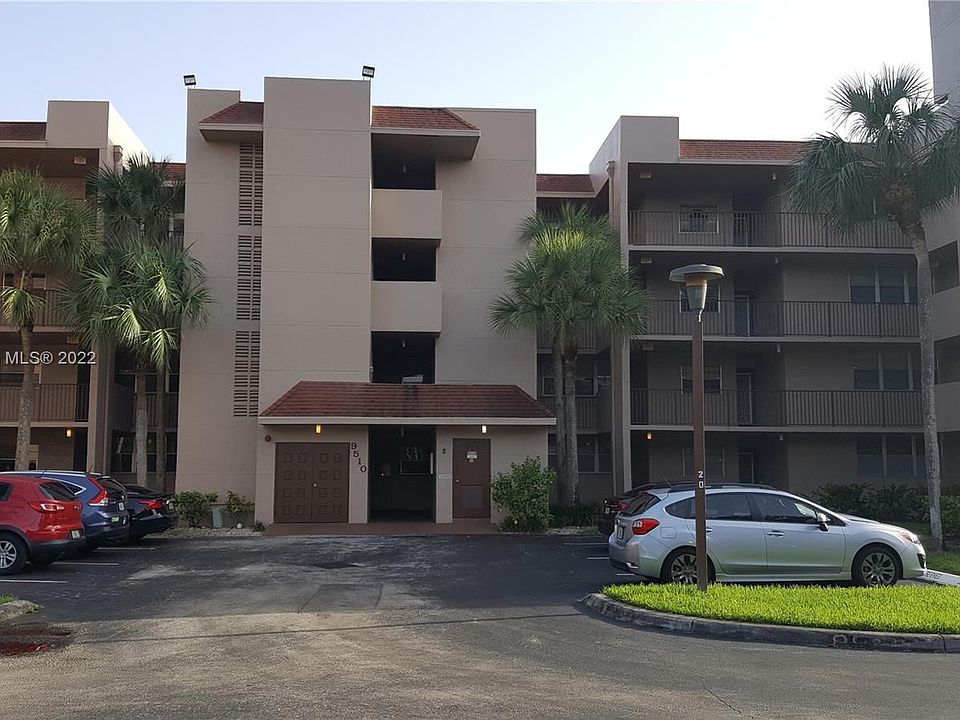 1st image of 9510 Seagrape Dr APT 205