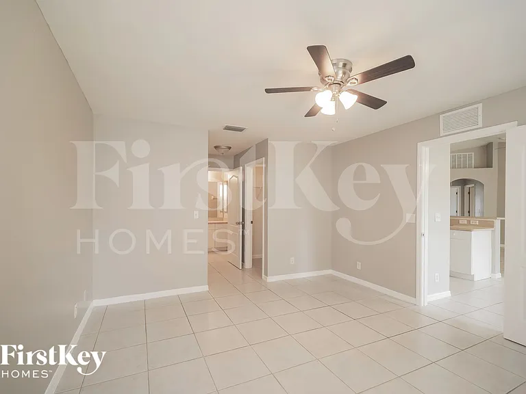 1411 NE 13th Ave — Photo 12