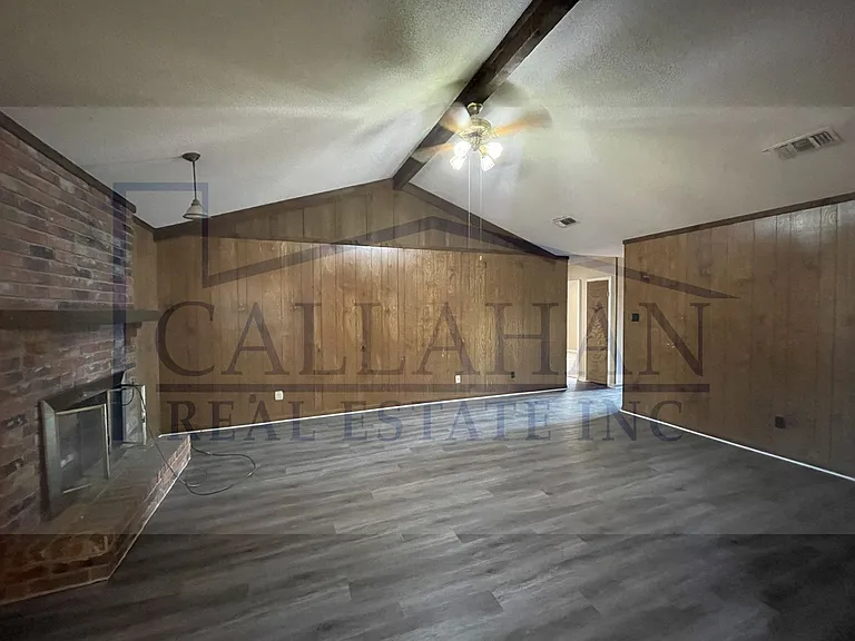 8213 Easy St — Photo 15