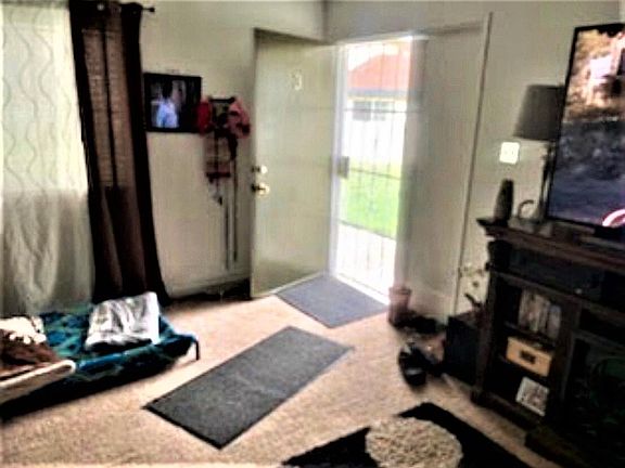 2nd image of 2409 Lemontree Ct Unit 3