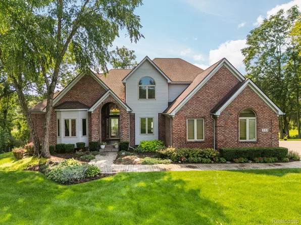 333 Elio, Highland, MI 48357