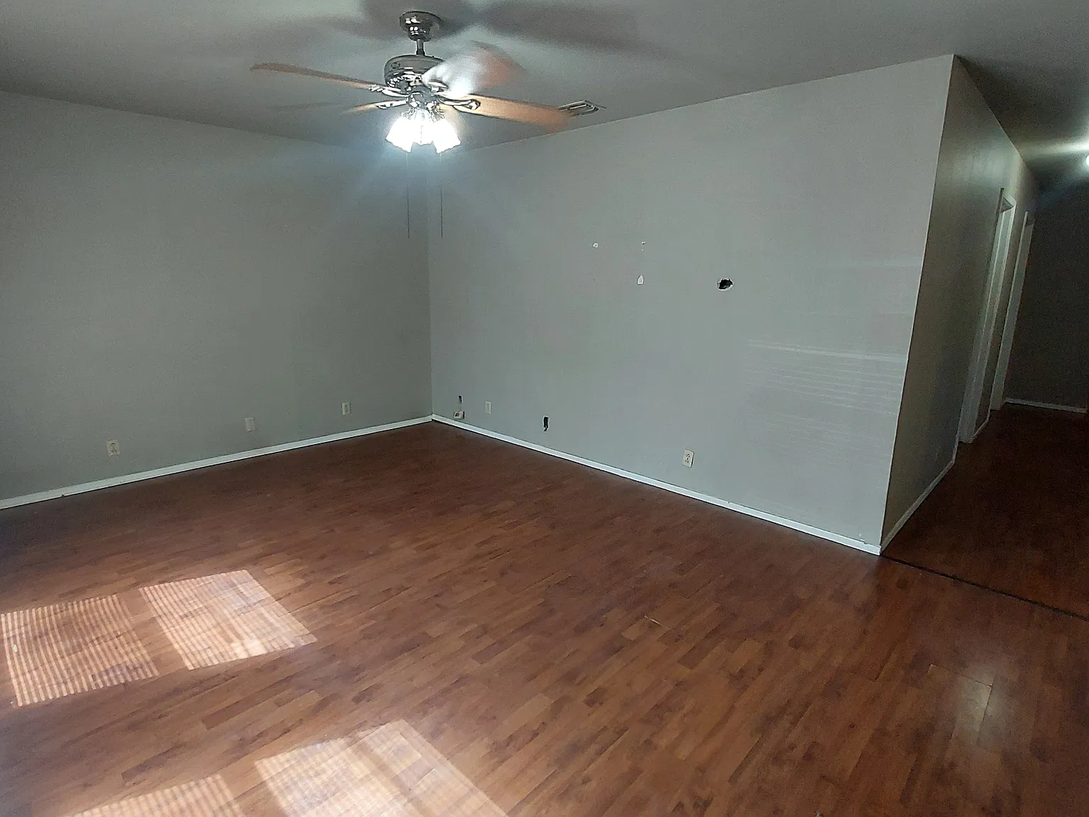 2 bed, 958 sqft, $1,000 — Photo 3