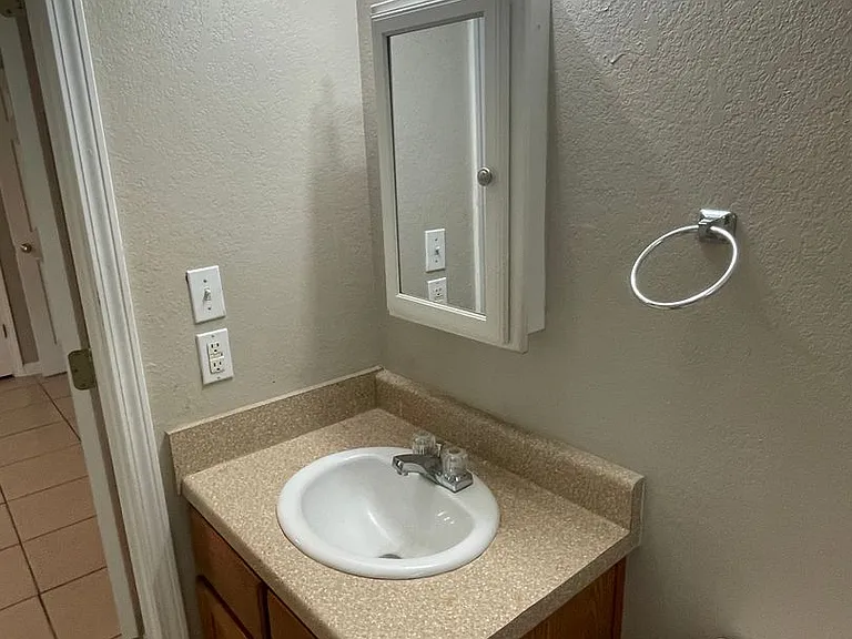125 Cherry Ct — Photo 11
