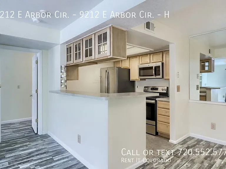 9212 E Arbor Cir #H — Photo 4