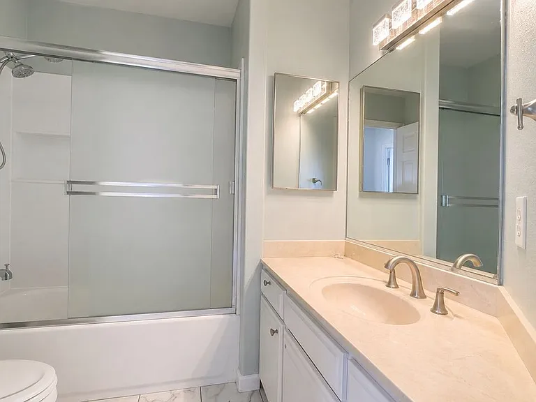 14714 S Budlong Ave #4 — Photo 29