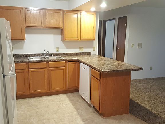 3rd image of 107 Turtle Creek Dr #215.6