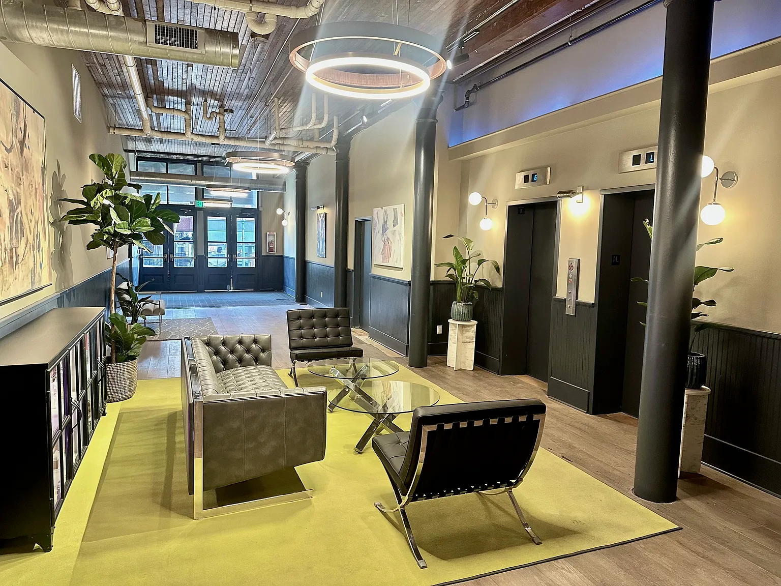 Bentley Lofts — Photo 4