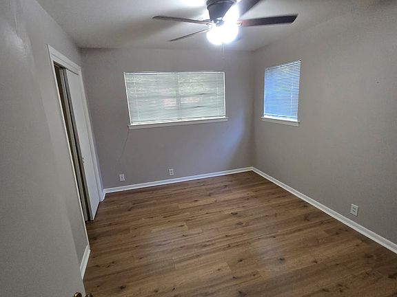 5th image of 1907 Laurel Rd