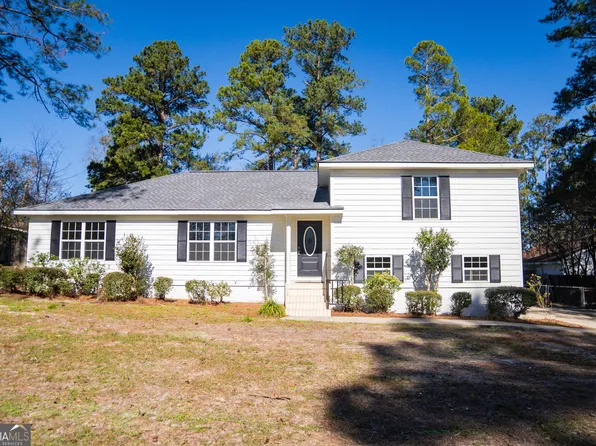 2553 Foxfire Ln, Waycross, GA 31503