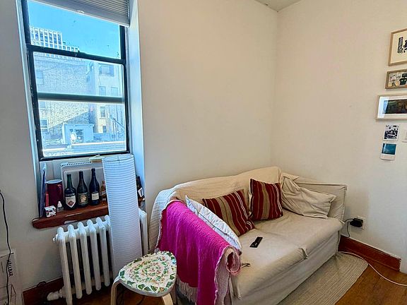 5th image of 261 Broome St APT 5E